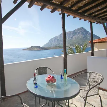 Blue Dawn Kalymnos 3* Myrties