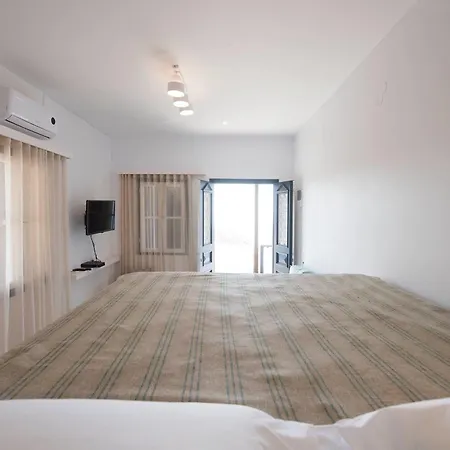 Blue Dawn Kalymnos Миртеа