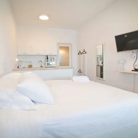 Blue Dawn Kalymnos 4* Миртеа